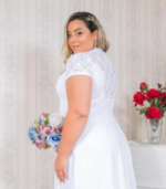 Vestido de Noiva de Renda Plus Suze casamento civil.